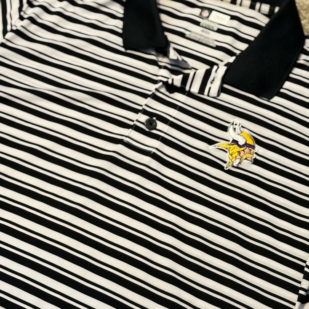 Minnesota Vikings Men's Black and White Striped Polo Shirt